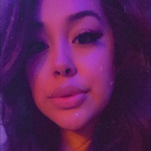 Meet your Posher, Evie